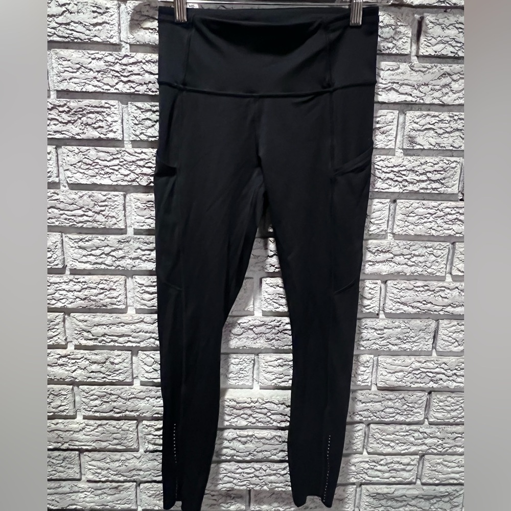 Lululemon Fast and free Black with pockets